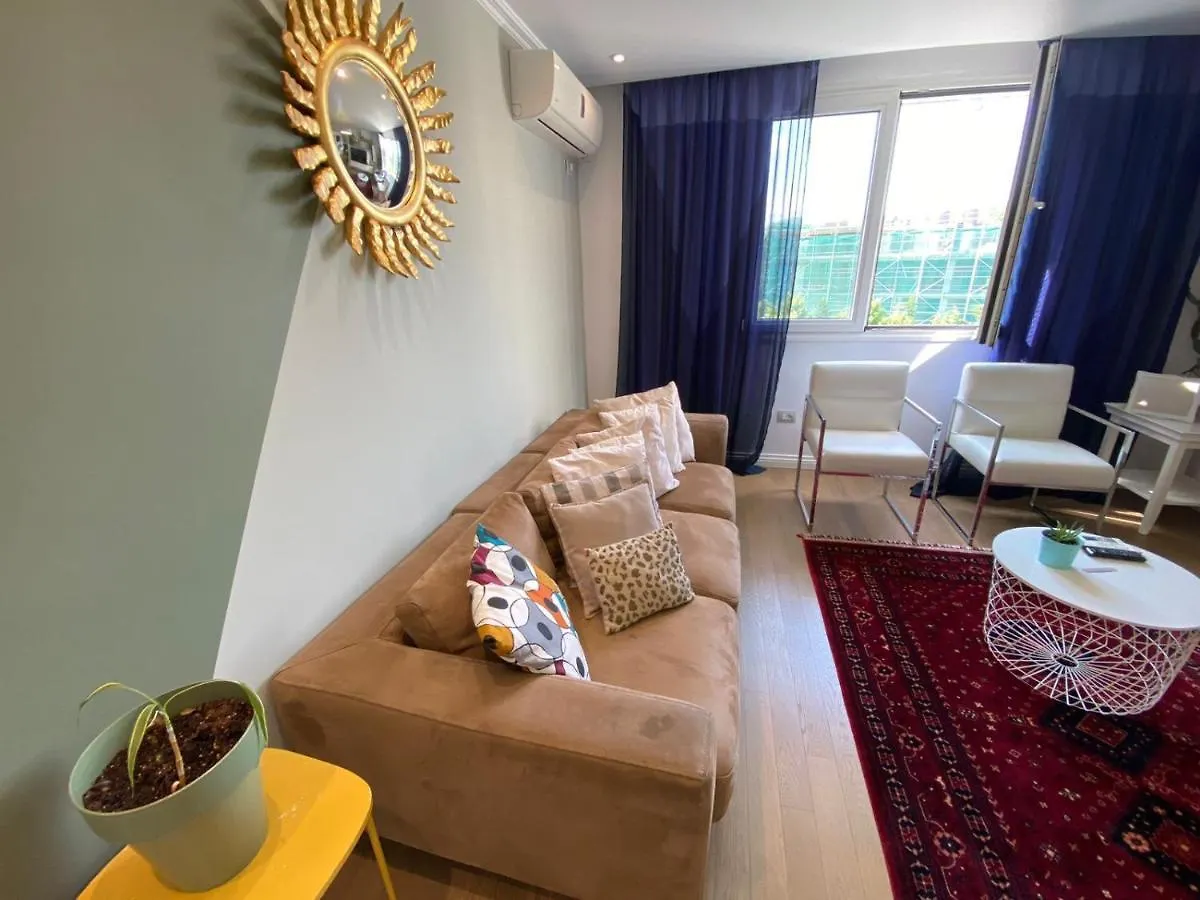 Cozy & Stylish Apartment Tirana
